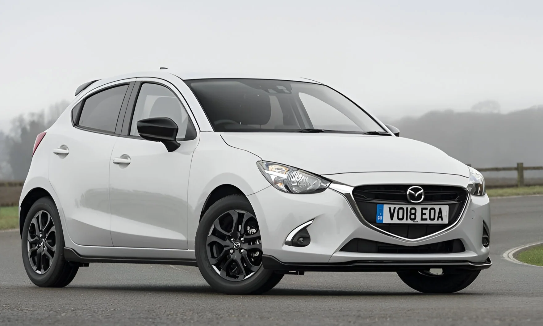 mazda2-Image